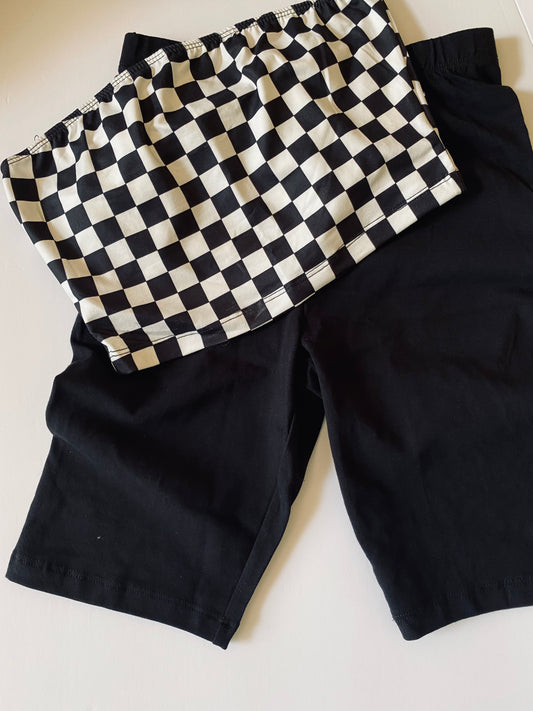 All black bike shorts