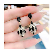 Tear Drop Dangle Earring