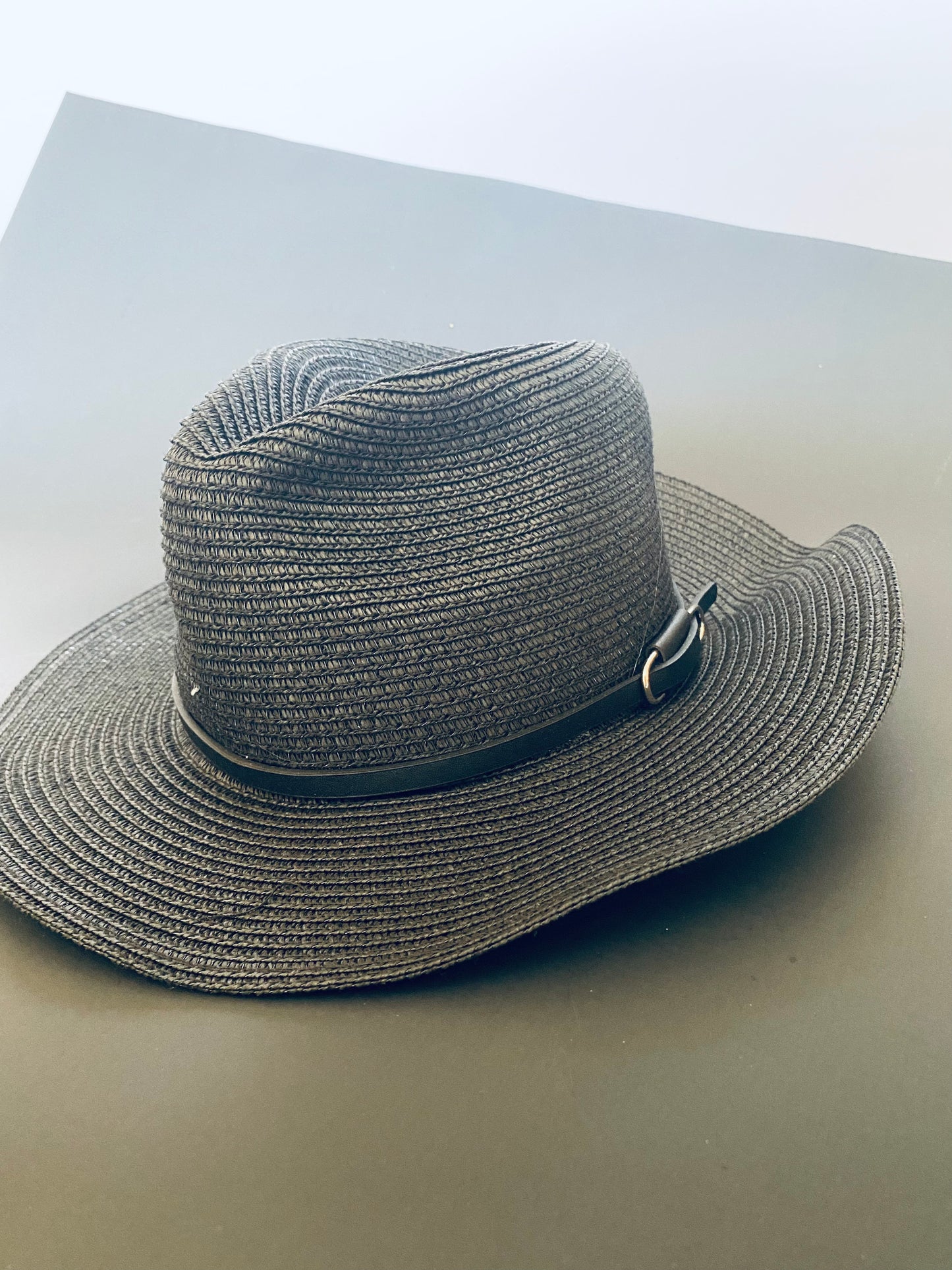 Black straw hat