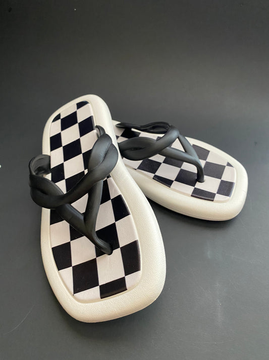 Criss Cross Flip Flop